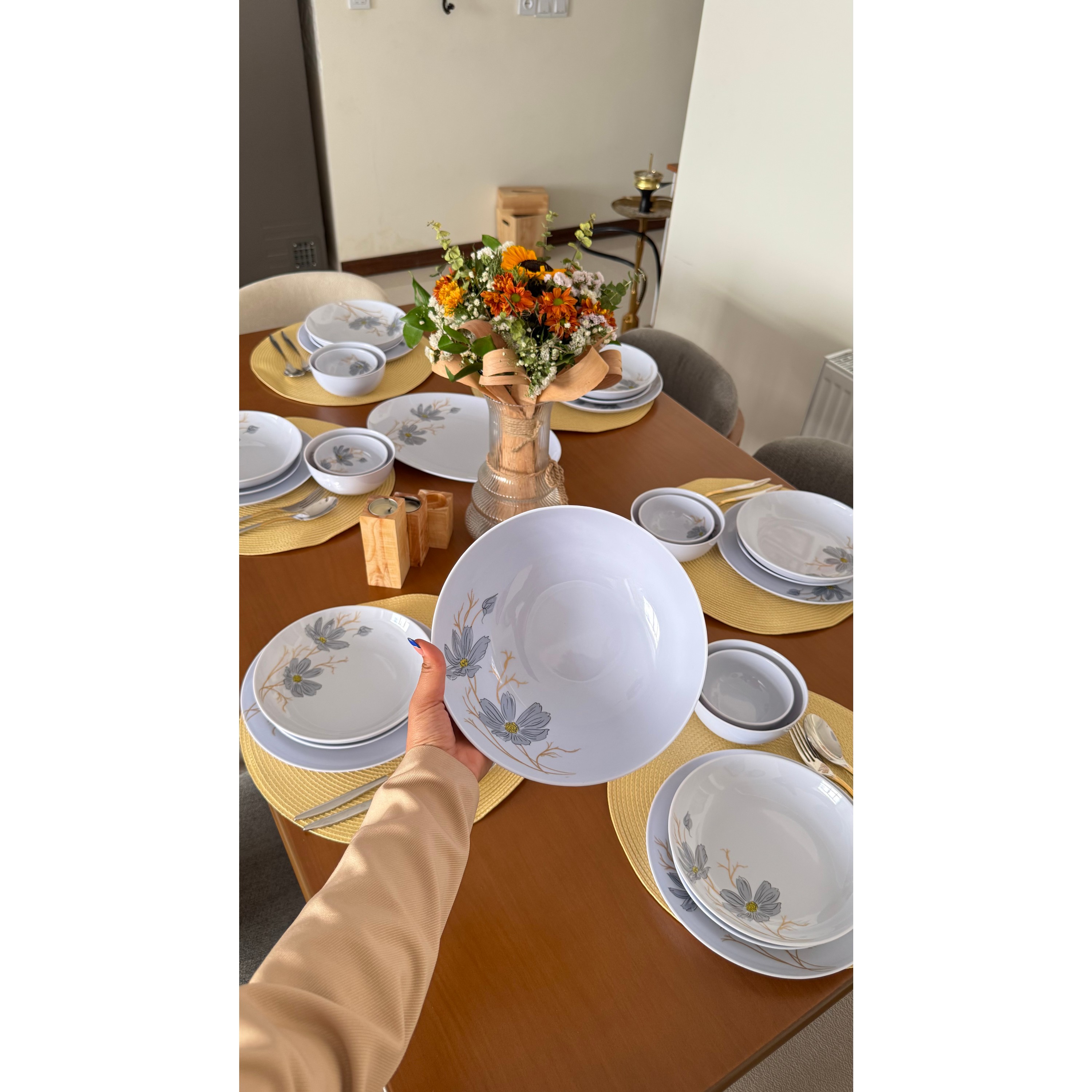 سرویس ملامین 34 پارچه دیوالی گلدارطرح ژالین